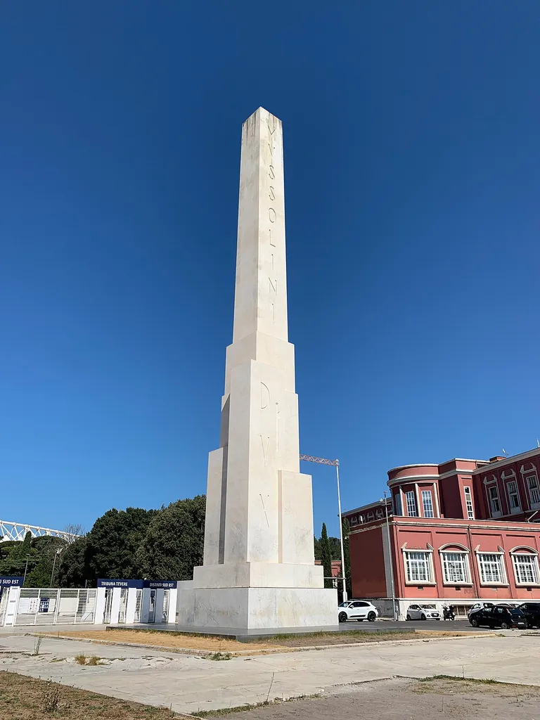 Mussolini obelisk