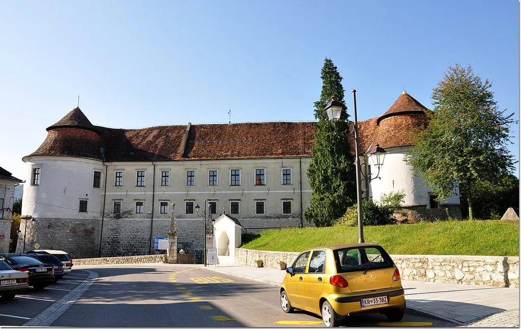 Brezice (12)