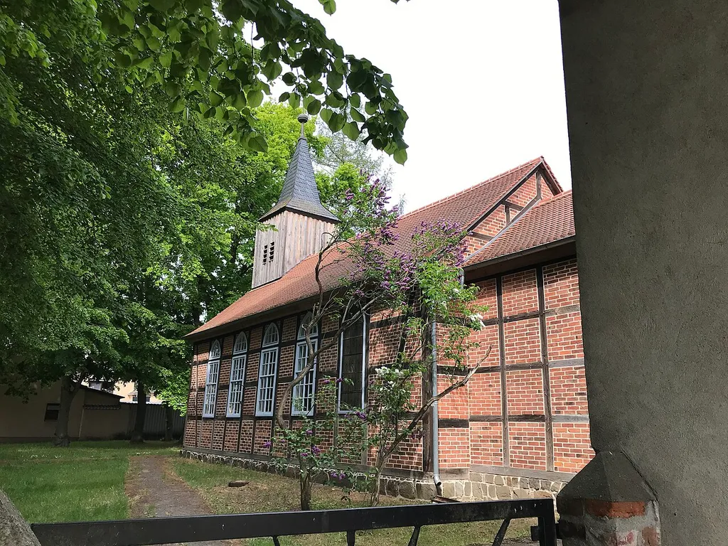 Dorfkirche Zellendorf in der Gemeinde Niedergörsdorf im Ortsteil Zellendorf im Landkreis Teltow-Fläming in Brandenburg