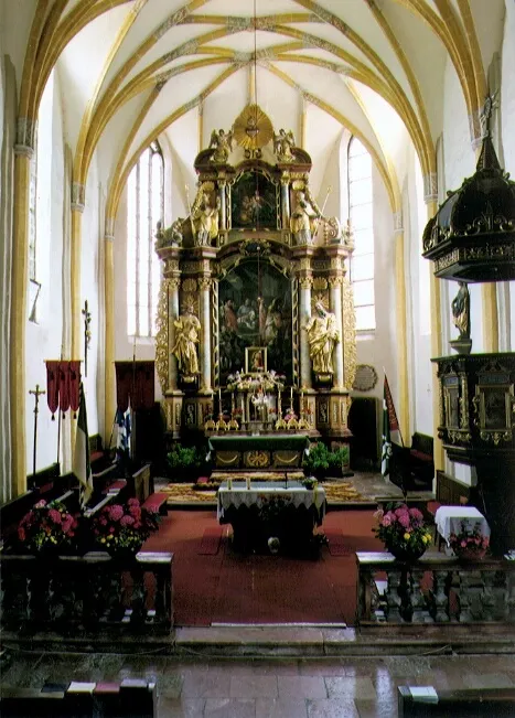 Kath. Pfarrkirche hl. Remigius und Friedhof, Auerbach, Oberösterreich.