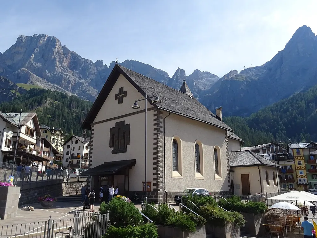 San Martino di Castrozza (Primiero San Martino di Castrozza, Trentino, Italy), Saints Martin and Julian church