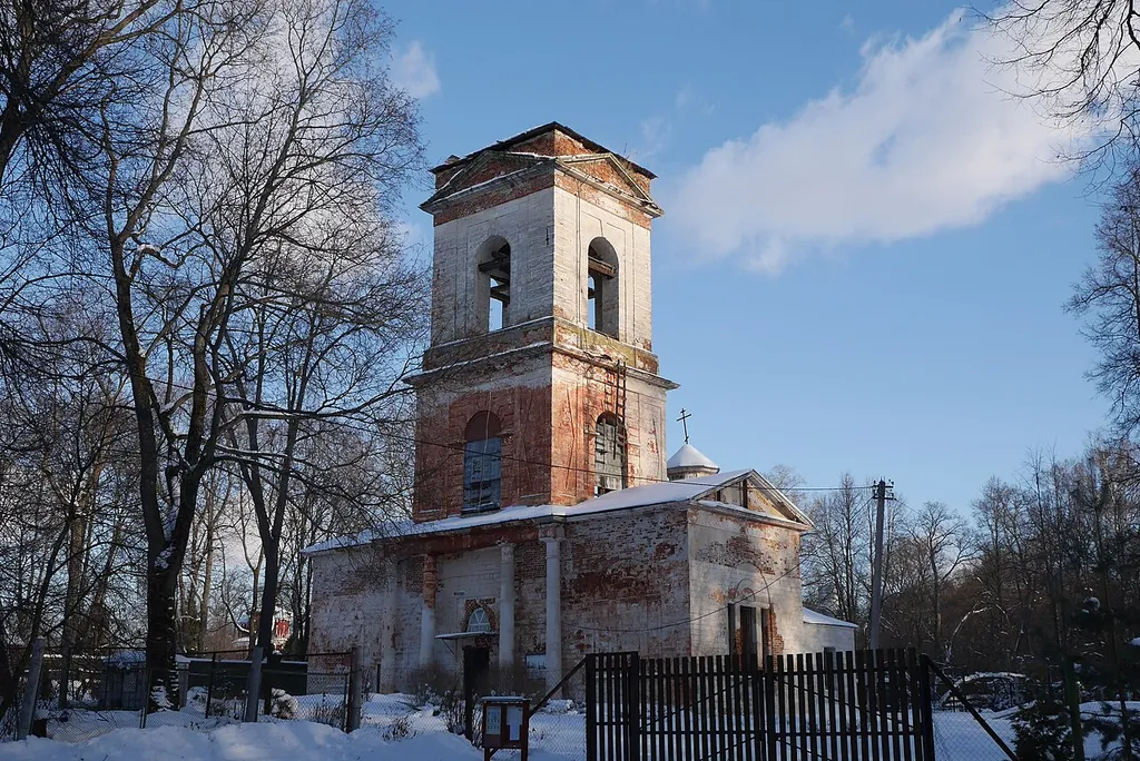 Церковь Воздвижения Креста Господня: Марьинка, Ступинский район, Московская область