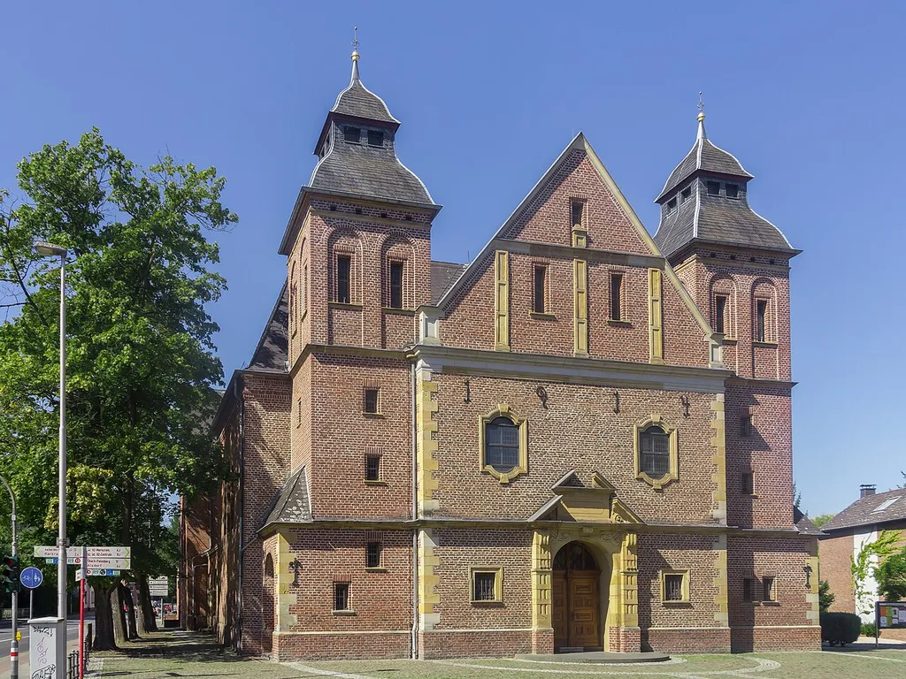 Herzogenrath, catholic church: Pfarrkirche Sankt Gertrudis