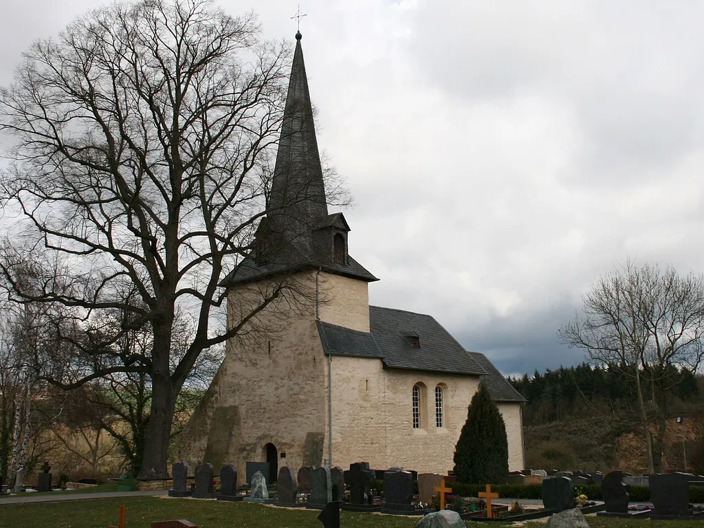 Seitenansicht Südseite der Berger Kirche, Werschau, Deutschland