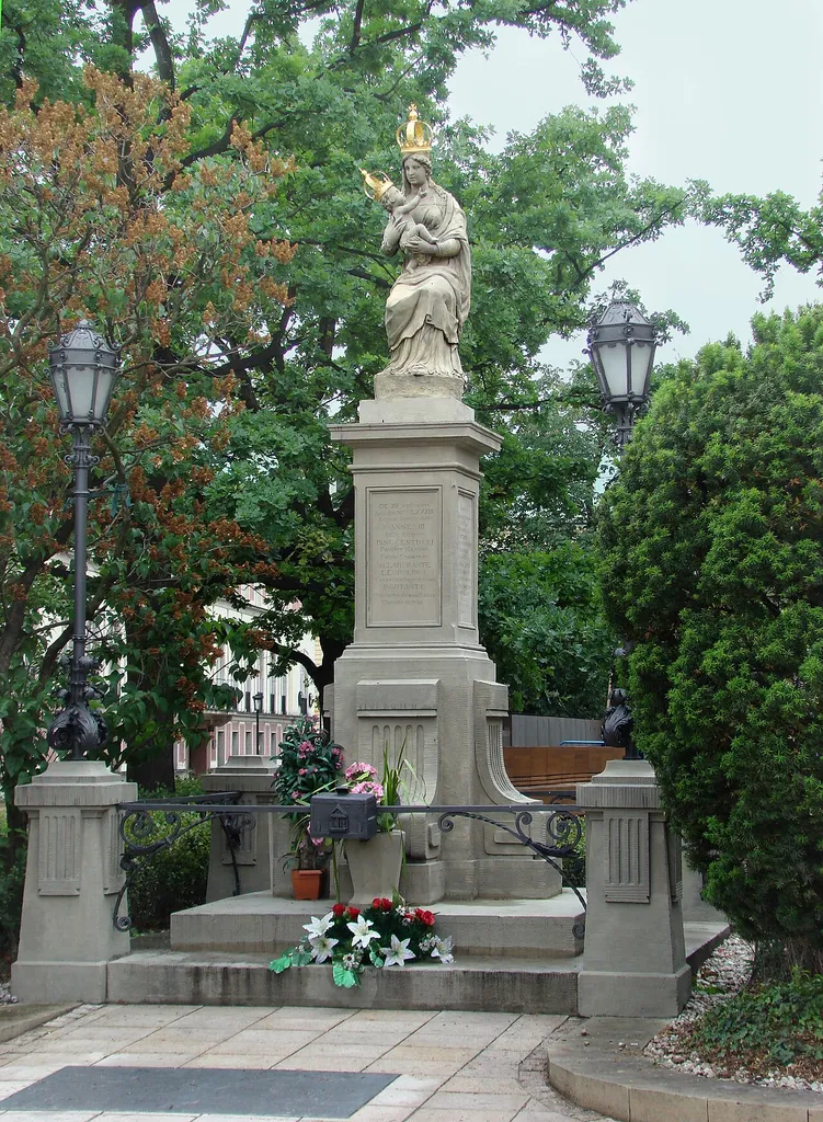 Passauer Madonna Monument Warsaw