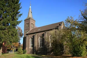Evangelische Kirche und Pfarrhaus, Ratingen Lintorf