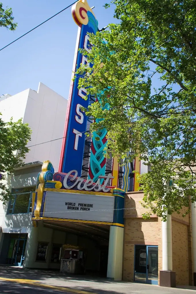 Crest Theatre