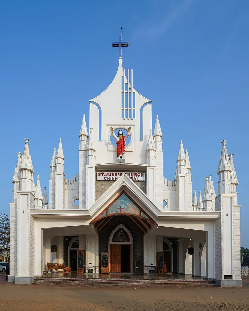 Front facade (narrow view), St. Jude's Church, Chinnathurai, Thoothoor, Kanyakumari district, Tamil Nadu, India