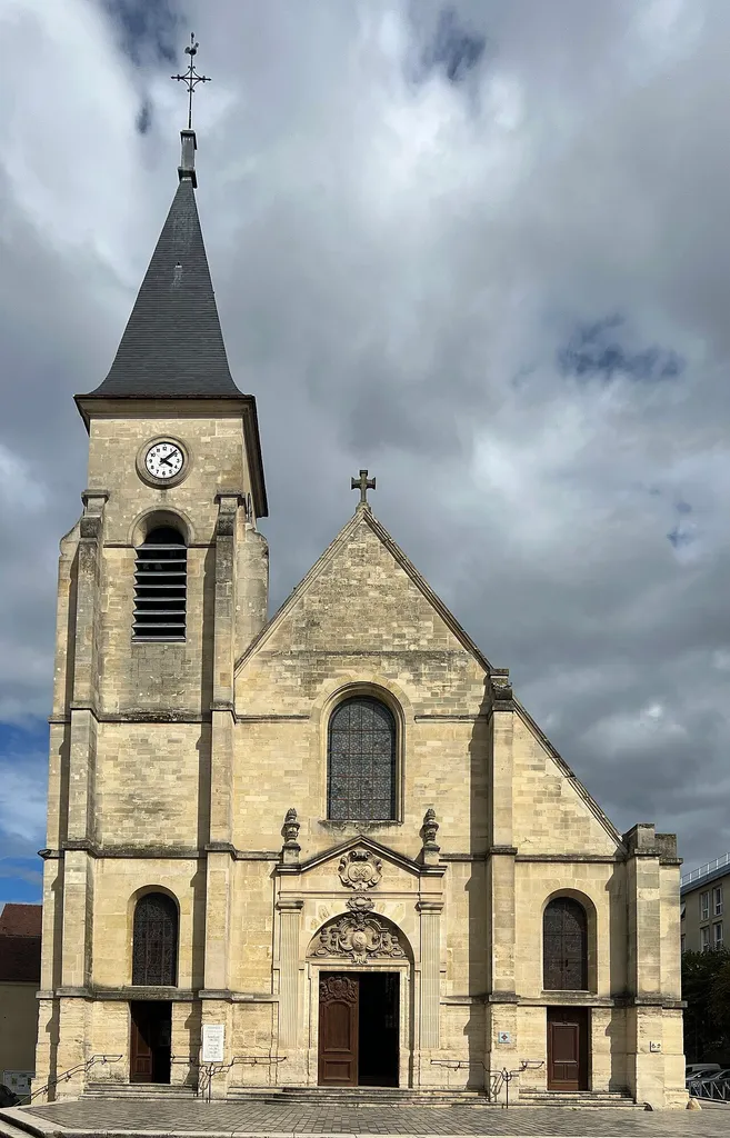 Église Saint-Étienne, Issy-les-Moulineaux.