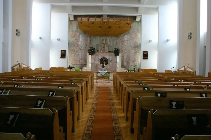 The inside of the Alsóvárosi Reformed Church in Marosvásárhely.