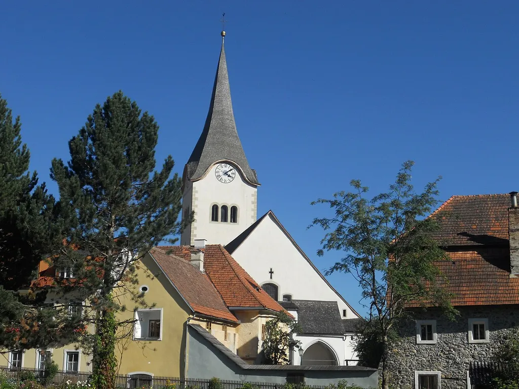 Kath. Pfarrkirche hl. Martin und ehem. Kirchhof