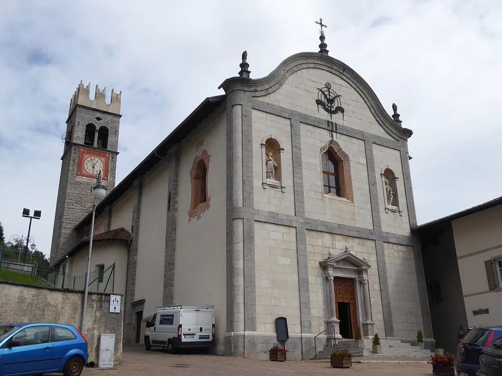 Roncone (Sella Giudicarie, Trentino, Italy), Saint Stephen church