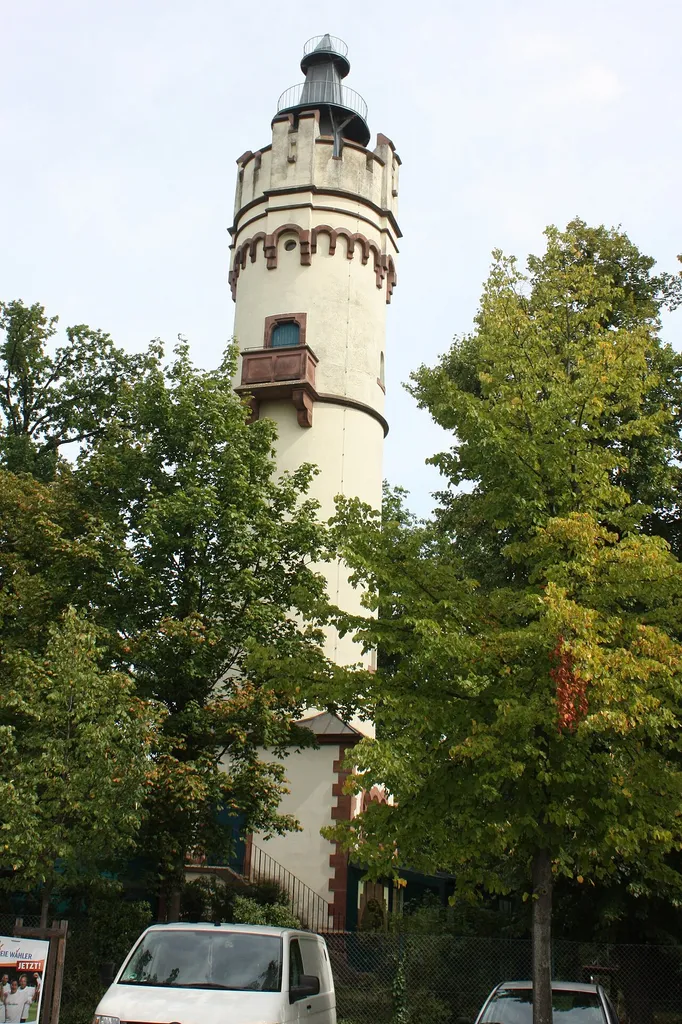Hochheim, Hessen: Wasserturm um 1890 erbaut