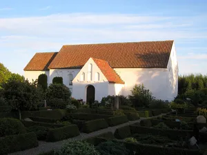 Tolne Church