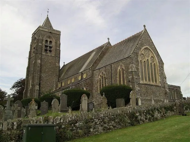 St Peter's Church The Parish church of St. Peter was built in 1867 to the design of R. J. Withers, replacing an earlier building which in turn replaced the original St. Peter's Church. It stands on a hill near the centre of this gridsquare and is visible from much of the town below.