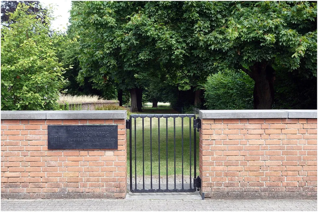 Beaucamps-Ligny German military cemetery