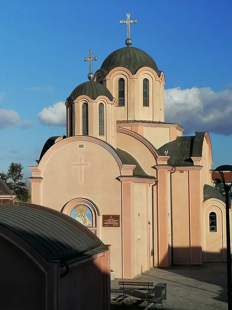 Свјетлопис срб.пр.цр.Св.Василија Острошког у Новим Бановцима.