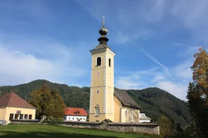 Pfarrkirche hll. Veit und Leonhard, Kreuzen, Paternion