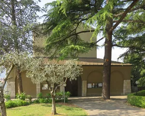 Holy Cross church