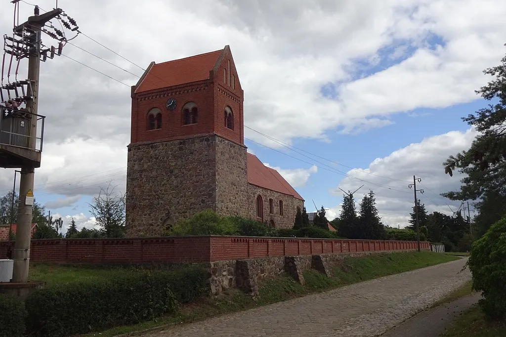 Gagel ist ein Ortsteil der Gemeinde Altmärkische Höhe im Landkreis Stendal in Sachsen-Anhalt.