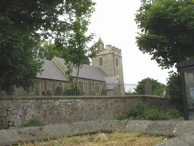 St Mary/Santes Fair, Llannerch-y-Medd