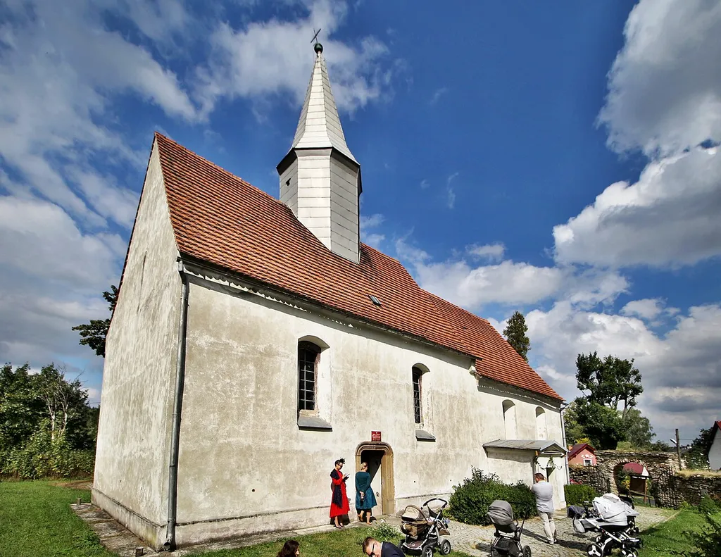 Kostel svatého Matěje ve Staré Białce