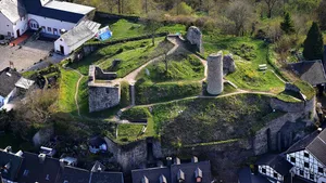 Kronenburg Castle