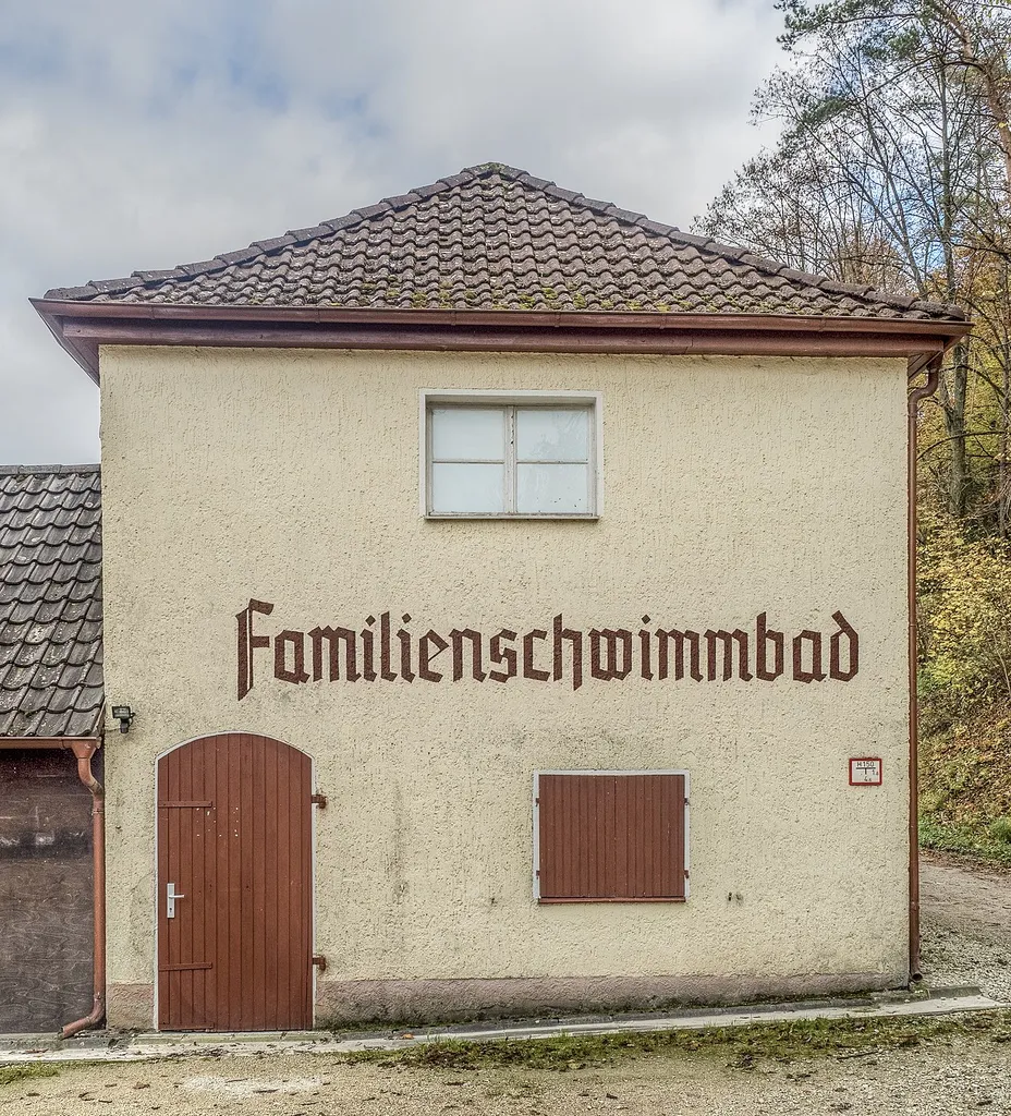 Entrance to the swimming pool in Streitberg