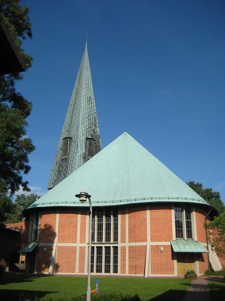 Kreuzkirche in Wolfsburg, Niedersachsen, Deutschland