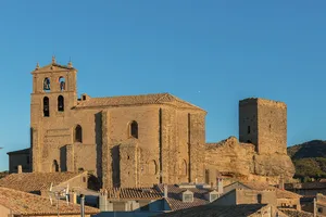 Iglesia de El Salvador (Luesia)