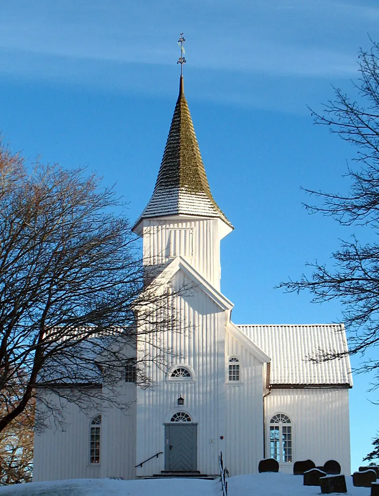 Øvrebø kirke er en korskirke i tre fra 1800 på Øvrebø i Vennesla kommune, Vest-Agder. Den brukes av Øvrebø menighet som er en del av Vennesla fellesråd, Otredal prosti i Agder og Telemark bispedømme. Fra vest.