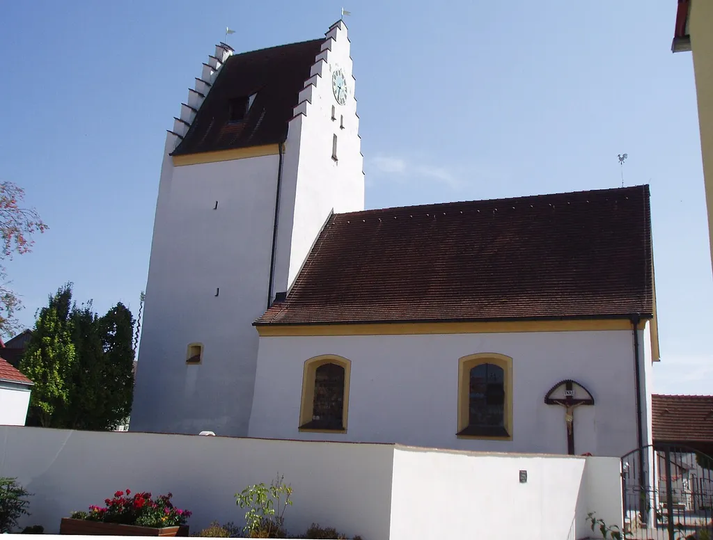 Hirnstetten_im_Landkreis_Eichstätt_Kirche_St._Leonhard
