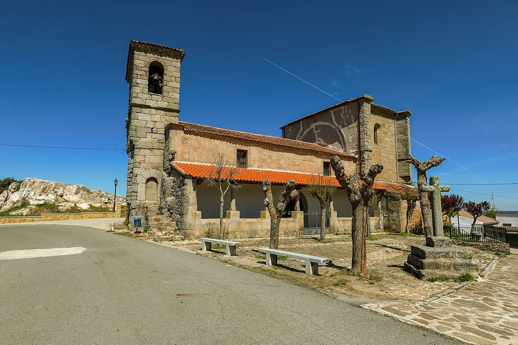 Guijo de Ávila es un municipio de la comarca Alto Tormes, provincia de Salamanca.