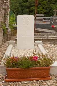 Forest-l'Abbaye Churchyard