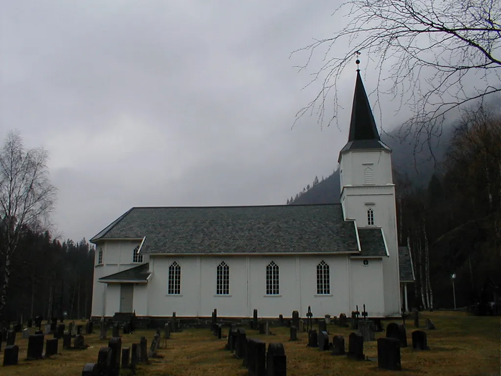 Skjønne kirke er en langkirke fra 1879 i Nore og Uvdal kommune, Buskerud fylke, Norge.