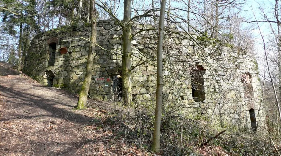 Warte Edelburge der Maximilianischen Turmlinie This media shows the protected monument with ObjektID 75022 in Austria. (Commons, de, Wikidata)