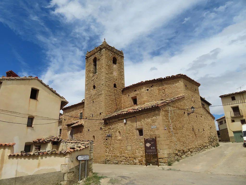 Iglesia de San Juan Bautista de Luco de Bordón (Teruel).