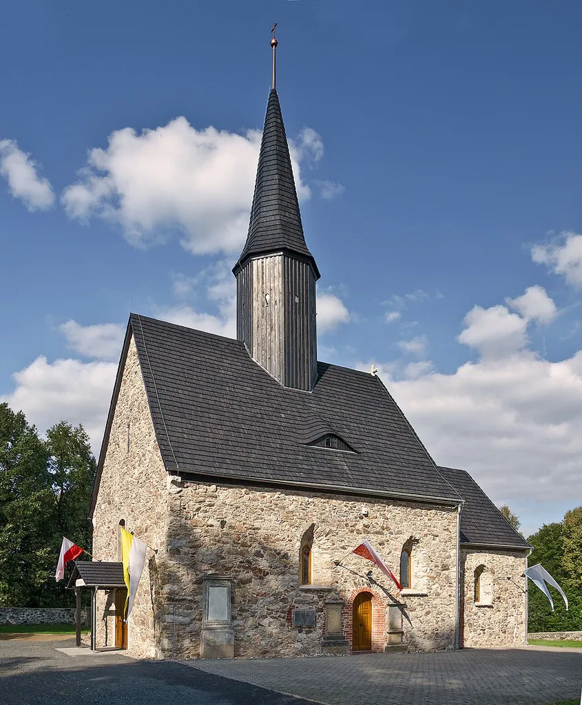 Ubocze - kościół filialny p.w. Nawiedzenia NMP, XV-XIX (zabytek