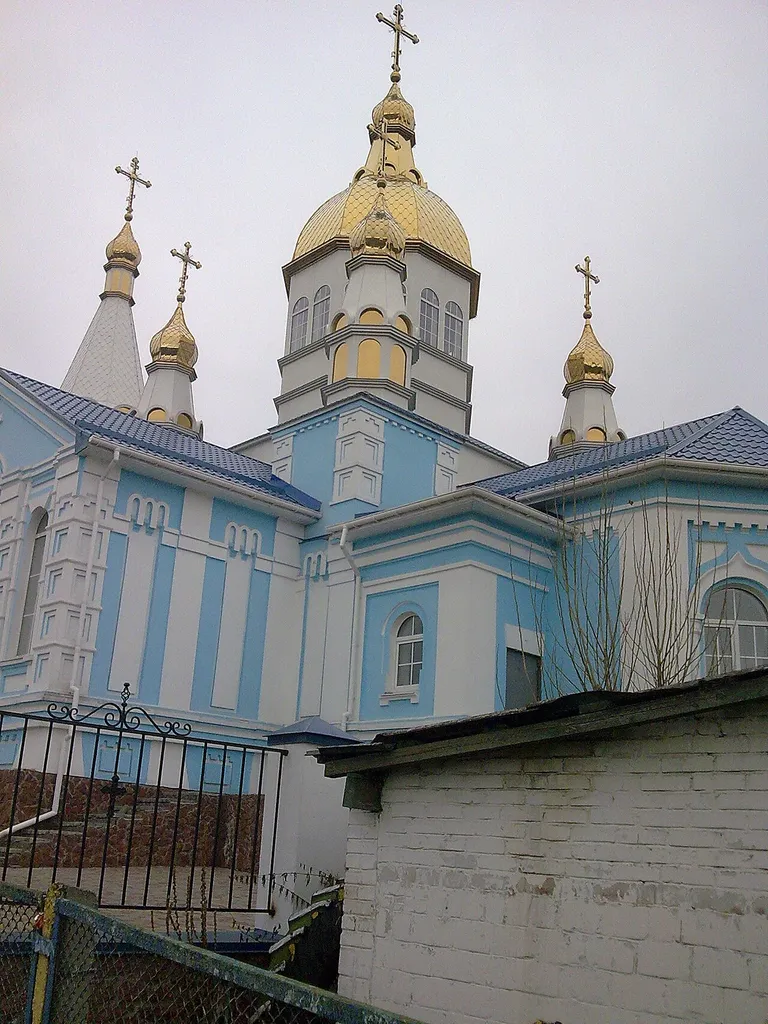 Церква в с. Петропавлівська Борщагівка