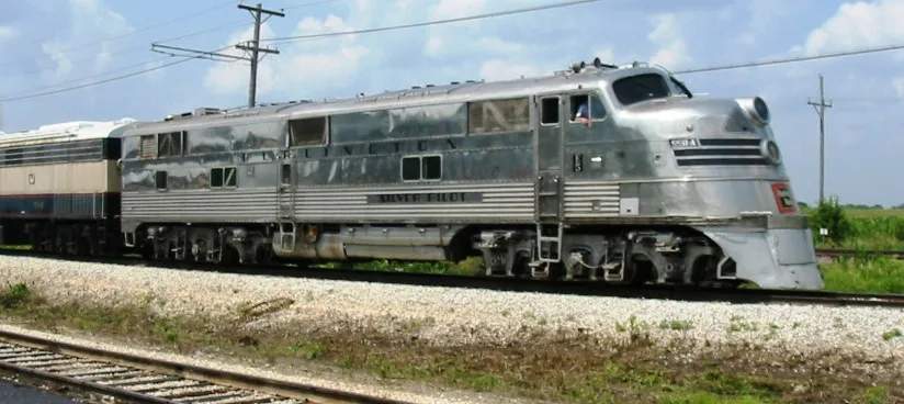 Preserved EMD E5 at Illinois Railway Museum Photo by Sean Lamb (en:User:Slambo), en:July 18 en:2004