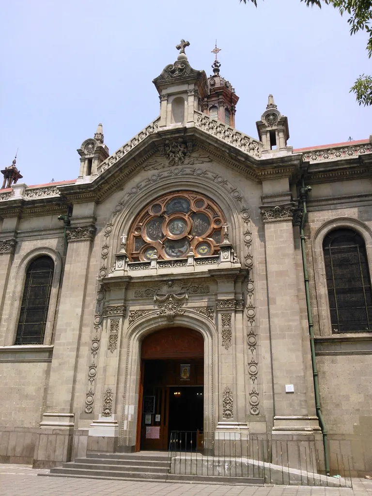 Iglesia del Buen Tono en el centro histórico de la Ciudad de México