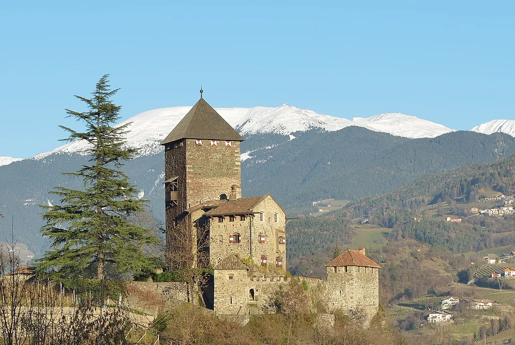 "Branzoll" castle and the Plose mountain in Klausen