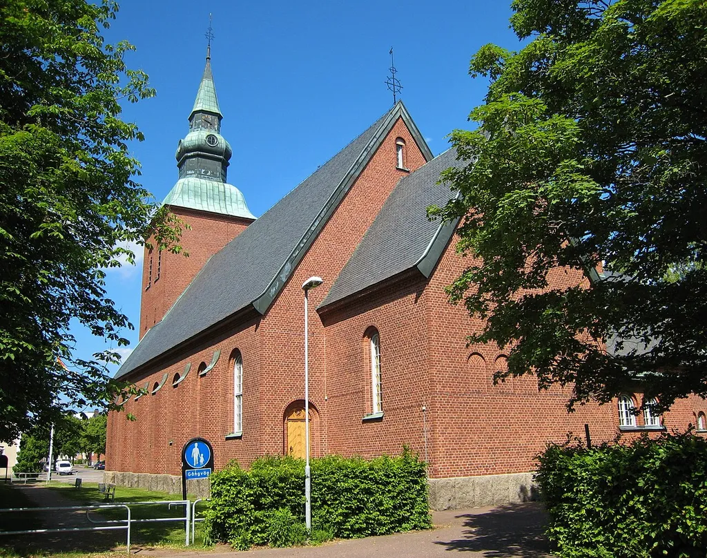 Nybro Church.The Church is built in a mixed style of neoclassicism, art nouveau and functionalism .The Church was inaugurated on the first Sunday of advent in 1934 by Bishop Sam Stadener.