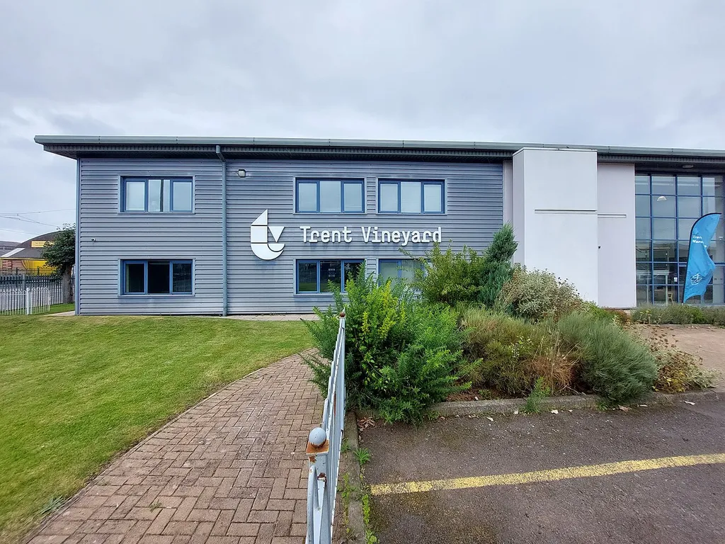 Trent Vineyard is part of the Vineyard Churches UK and Ireland movement and is based at Easter Park in the Lenton part of the city. Main frontage with the signage.