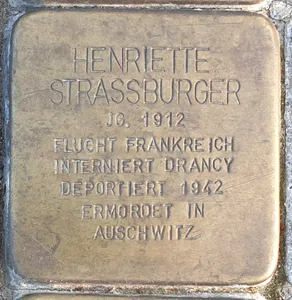 Stolperstein dedicated to Henriette Straßburger