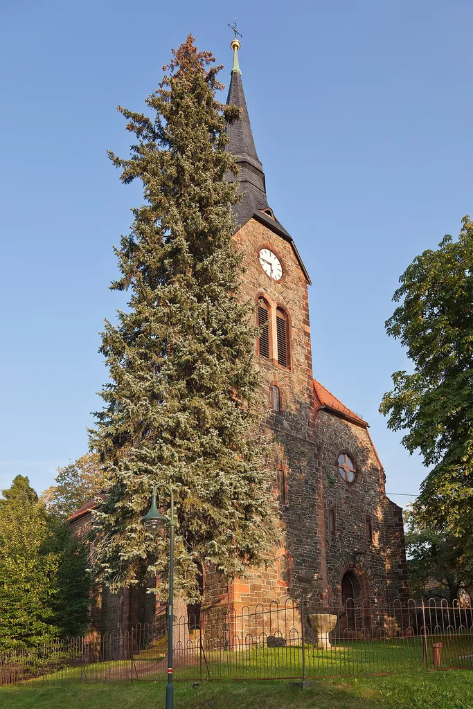 Krummenhennersdorf, Saxony, church