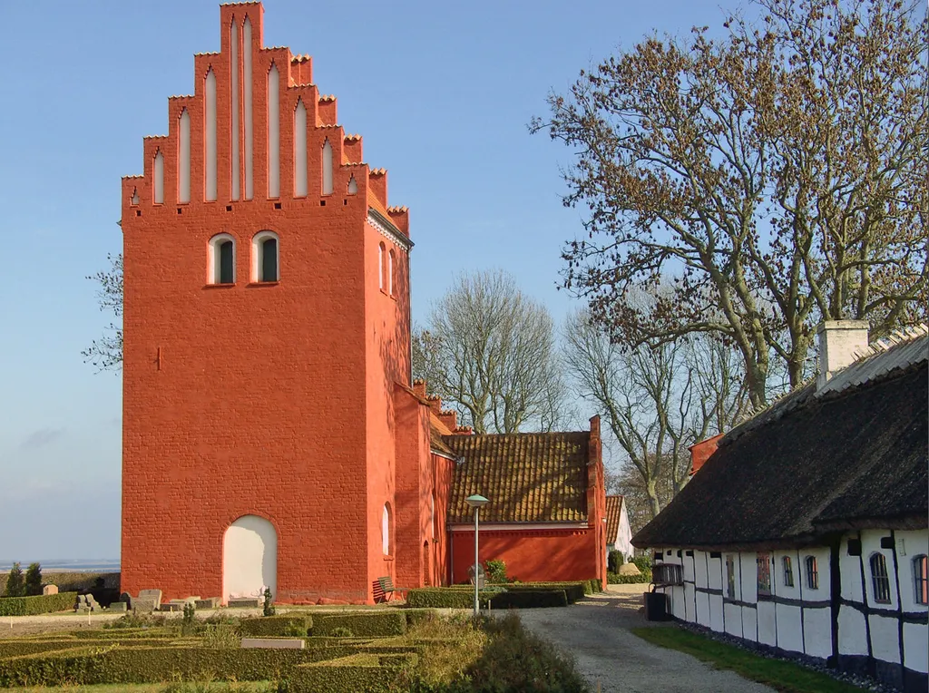 Gershøj kirke, vest side