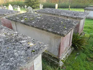 Table tomb 5 metres south of St Mary's Church [NHLE 1093884]