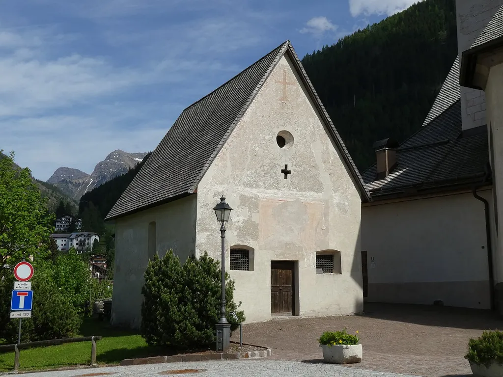 Moena (Trentino, Italy), Saint Wolfgang church