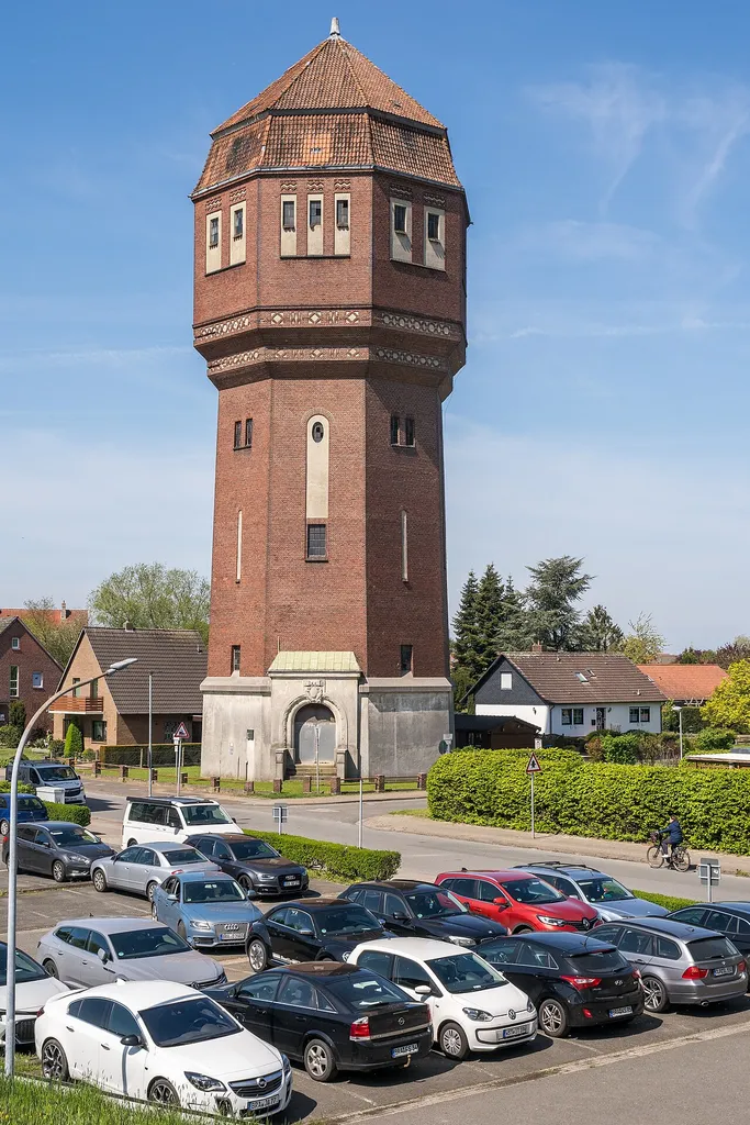 Nordenham: Wasserturm am Kabelstraße / Ecke Am Wasserturm, erbaut 1907/08.